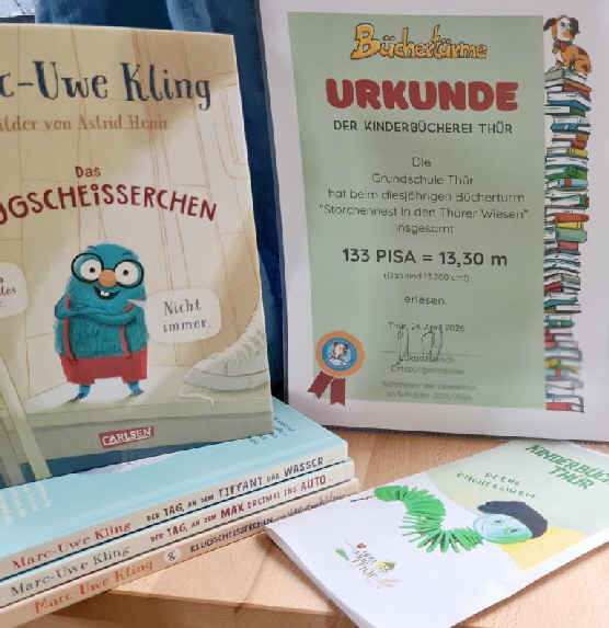 20260510 1024 Abschluss Buechertuerme